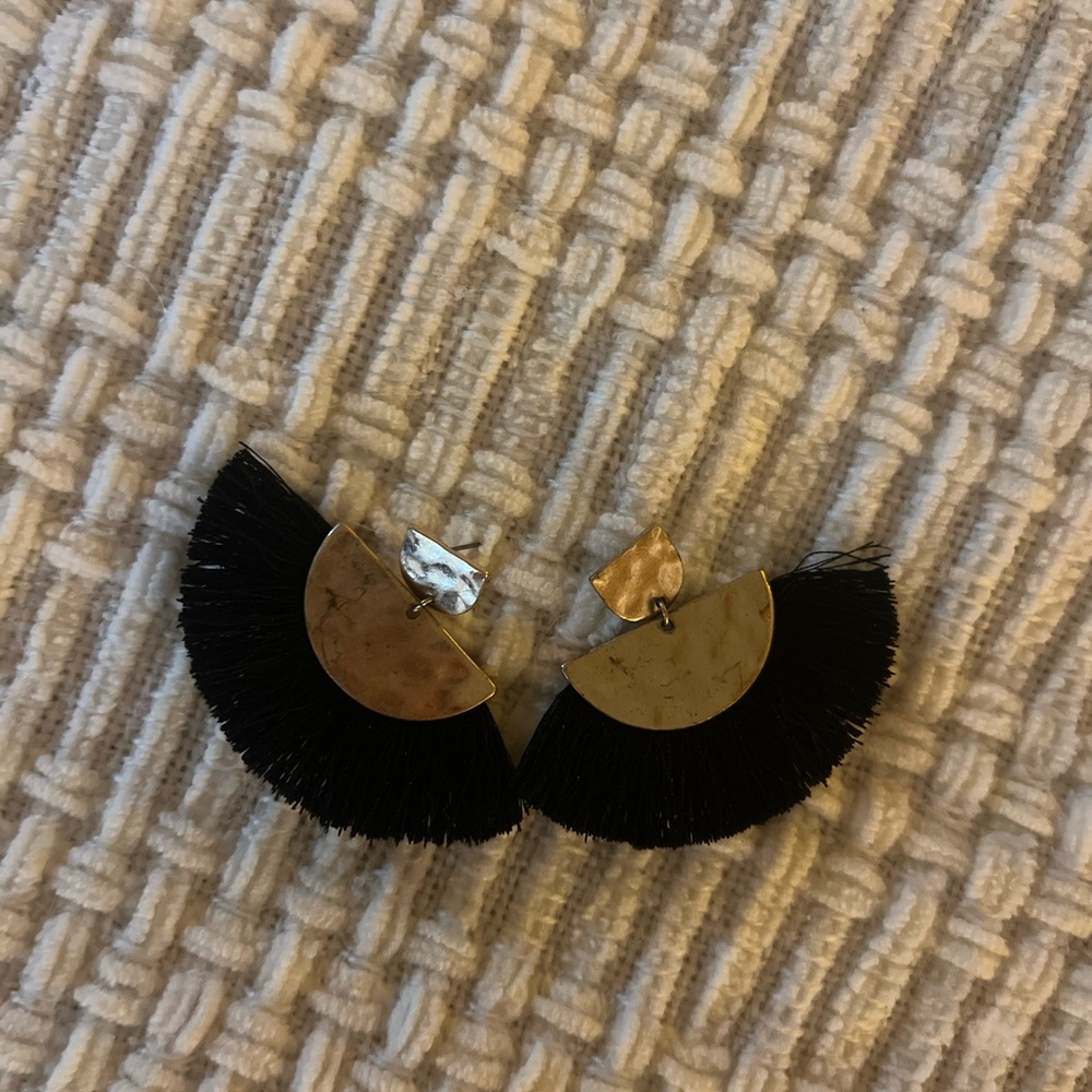 Fringe earring
